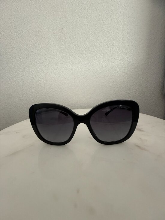 Authentic Chanel oversized cat-eye sunglasses, black, pearl + CC logo